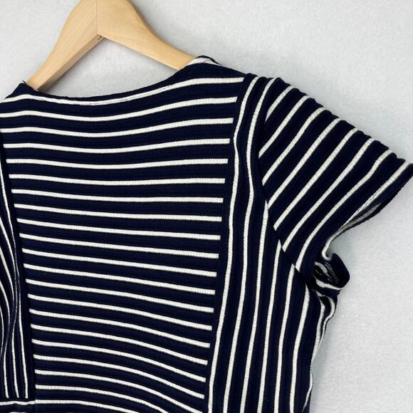 PEA IN THE POD Dress M Nursing Maternity Textured Striped Side Zip Shift Blue - Picture 7 of 16